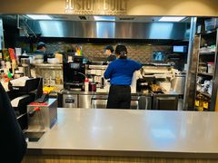 -The Habit Burger Grill 哈比特汉堡(世博店)