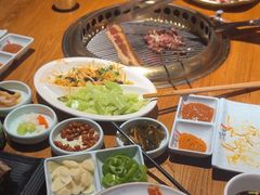 -小花花炭火烤肉·十五年延吉风味(左家庄店)
