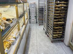 -爱德顺糕点食屋(利民道店)