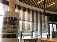 大堂-瑞幸咖啡(清华科技园·唐诗主题店)