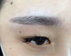 韩式平眉-平萍纹绣韩式半永久定妆