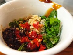 自助小料-抚仙湖生态石锅鱼野生菌(告庄店)