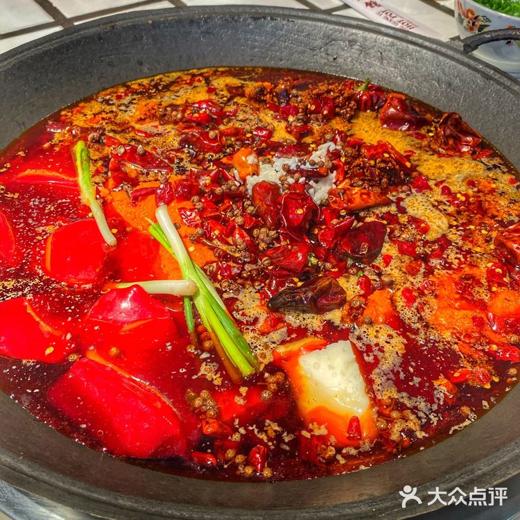 排队N小时的朱光玉火锅到底有多好吃⁉️