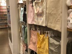 -名创优品(陕西西安大唐西市购物中心店)