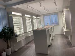 -目艮眼镜SHOWROOM(品牌集合店)