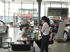 店内环境-上汽大众4S店(上海冠松店)
