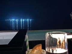 -瑰丽酒店·海吧·天际下午茶·现场DJ·天台酒吧