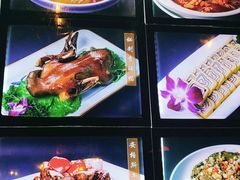 -陌上花开餐厅(云山路店)