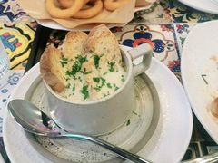 -LESCEDARS Brasserie Bistro香柏树