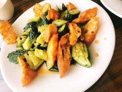 -雪湖煜辰鱼头老店(雪野湖店)