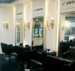 -变画·发型STUDIO