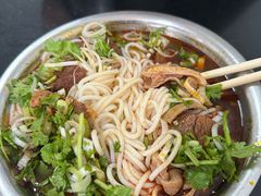 -薛记襄阳香辣牛肉面(平安路店)