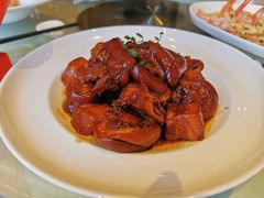 红烧肉猪手猪尾-文兴酒家(晶品店)