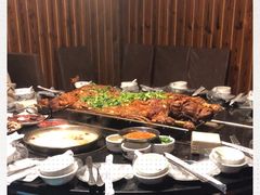 包厢-山地居烤全羊·柴火鸡(大坪-半山公馆店)
