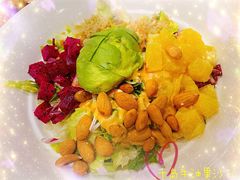 千岛汁牛油果沙拉-小放牛炒菜馆(军校店)
