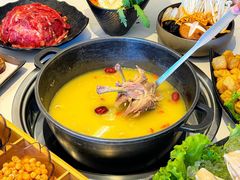 -汤宴·参须肚包鸡(南京路店)