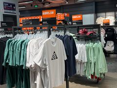-NIKE上海青浦优选体验店