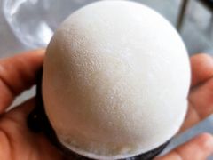 -蜜蜂小象·榴莲千层蛋糕(时代汇11栋店)