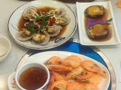 -老东镇啤酒屋海鲜加工·蒸汽海鲜·海鲜烧烤(台东店)