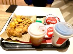 吮指原味鸡三件套-肯德基(东安路站店)