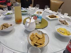-老人和饭店(淮海中路店)