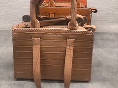 -CHARLES&KEITH(城西银泰店)