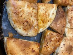 料理烤特色火烧-老东镇啤酒屋海鲜加工·蒸汽海鲜·海鲜烧烤(台东店)