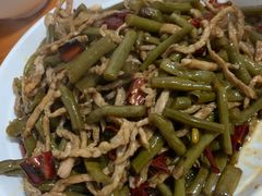 酸豆角炒肉丝-如意香辣鸡架(总店)