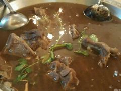 -悦牧·酸汤牛肉火锅(沃尔玛店)
