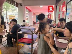 -建国蚵煎蚵面