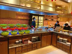 自助取餐区-金海湾自助餐厅(金陵饭店)