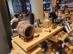 大堂-星巴克臻选(上海合生汇1F店)