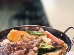 沙茶肥牛锅-张妈台式锅烧(深大店)