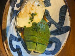温泉蛋拌牛油果-鸟屯(三里屯店)