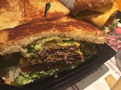 -The Habit Burger Grill 哈比特汉堡(复兴soho店)