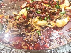 -烧哥美蛙肥肠鱼火锅·十五年社区店