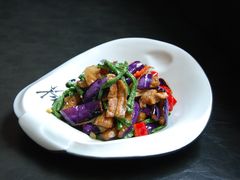 长豆角烧茄子-前门后头老北京铜锅涮肉·京味菜·烤鸭(伊藤洋华堂店)