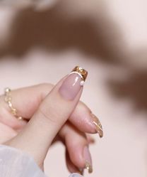 -Pink You美甲洗眉纹绣定制中心
