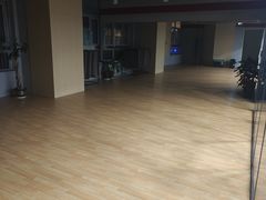 -VLines耀能运动Space&Flow(国贸店)