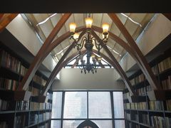 -钟书阁(松江泰晤士小镇店)