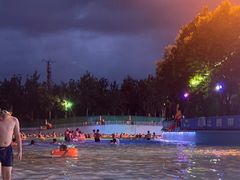 -欢乐水魔方水世界