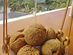 -包整·丝娃娃(一览甲秀楼风景店)