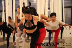 -无界瑜伽普拉提