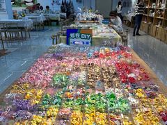 -郑在DIY·潮玩银饰绘画手作(中央大道旗舰店)