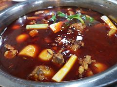 -佘记全家福芋儿鸡(向阳街总店)