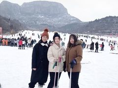 -济南卧虎山滑雪场