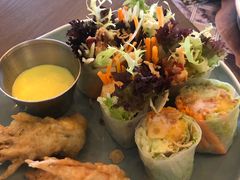 牛油果软壳蟹米纸卷-CHINCHIN 青青·泰国料理(万象食家店)