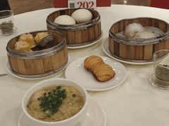 水晶鲜露笋蒸虾饺-凤凰楼酒家·粤宴点心(华强北店)