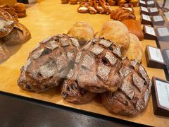 蓝莓乳酪乡村面包-LANLIZI BAKERY(COSMO店)
