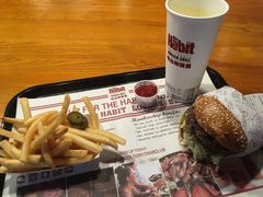 火烤双层牛肉特堡-The Habit Burger Grill 哈比特汉堡(复兴soho店)